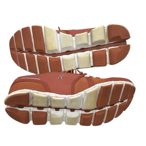 On Running Athletic Shoes - Picture 3 of 4